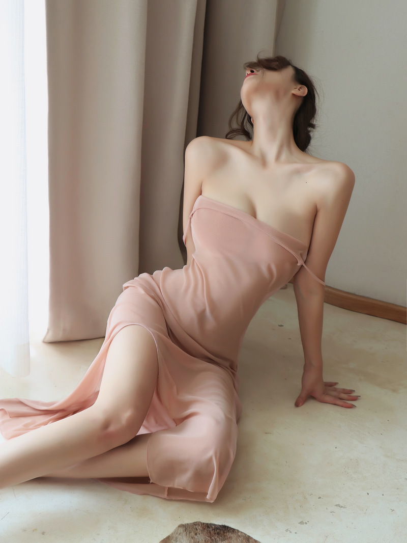 女士性感吊带情趣睡裙长裙透明睡衣网纱套装